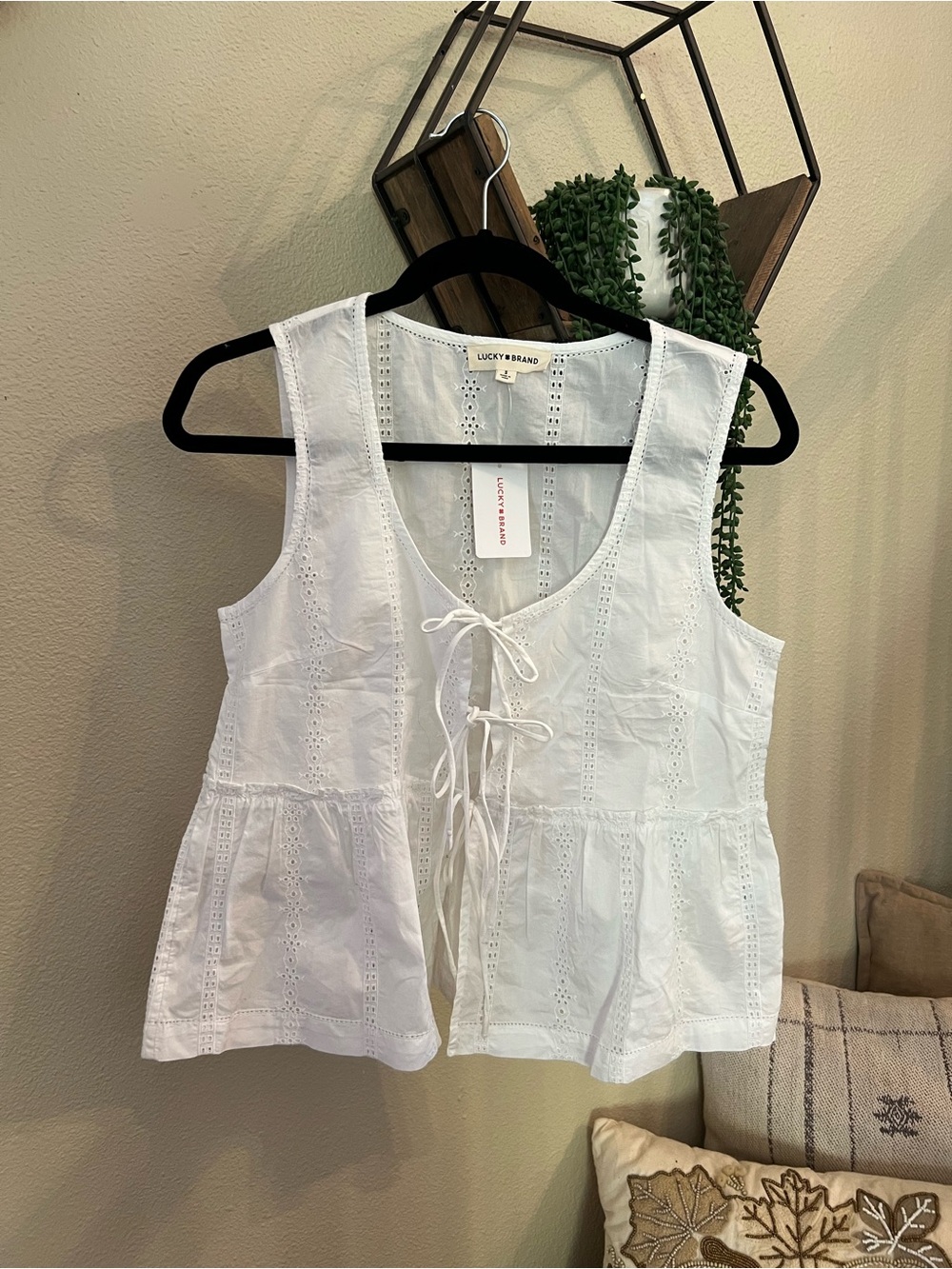 NWT Lucky Brand White Eyelet Tie-Front Peplum Camisole
